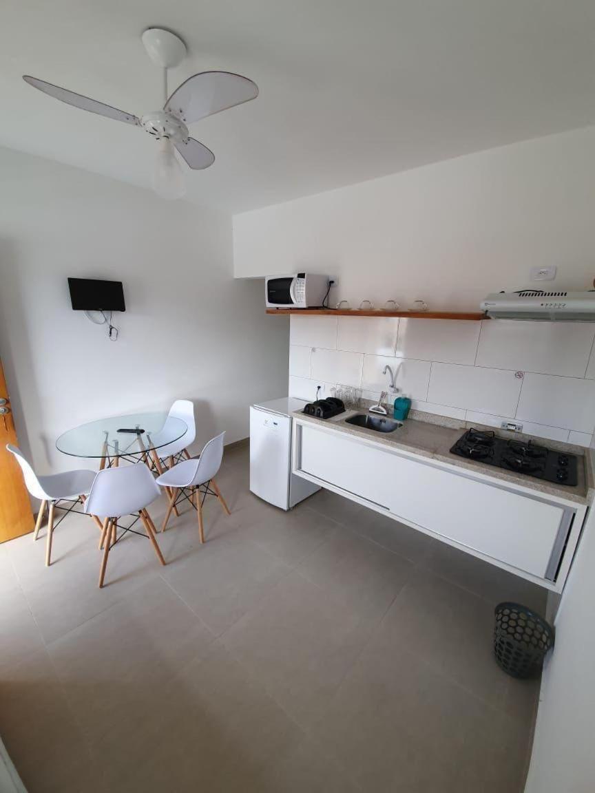 Vila Lorenzi & Apartamentos Ubatuba Luaran gambar